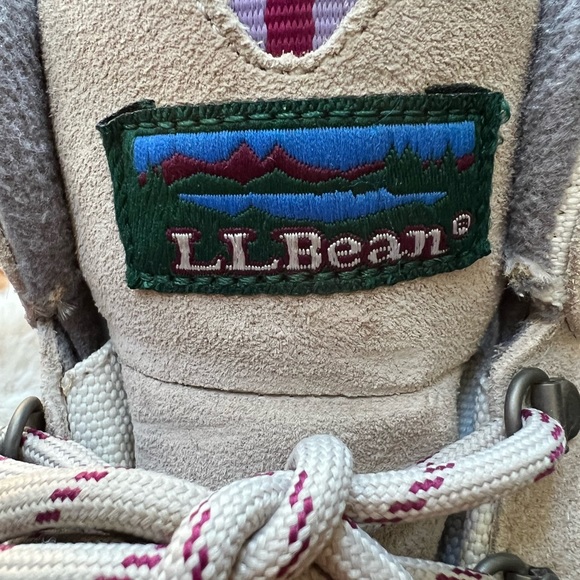NEVER WORN. L.L. Bean women’s suede Primaloft hiking boots. Ivory Stone.SZ 8.5 - Picture 2 of 8